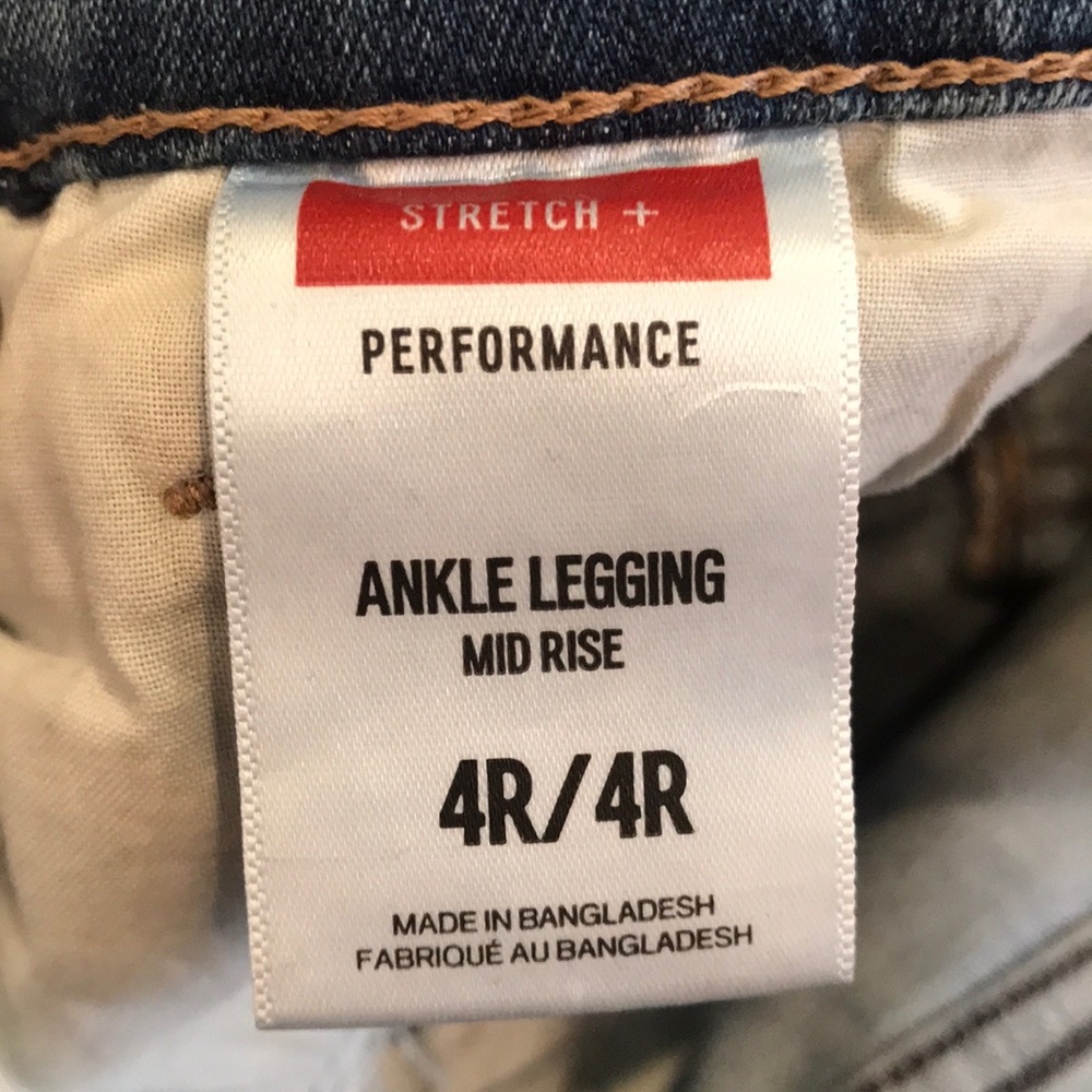 Jeans - Picture 3 of 4